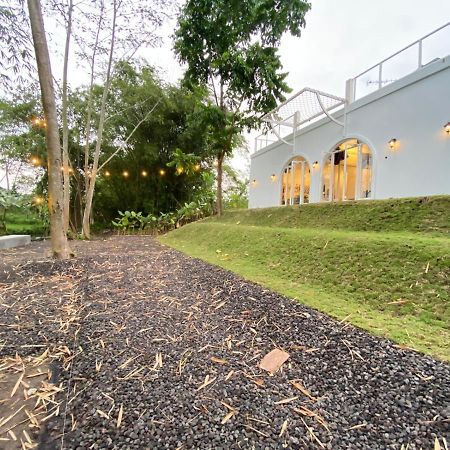 Karabineri Private Pool Jogja Villa Ngaglik Exterior foto